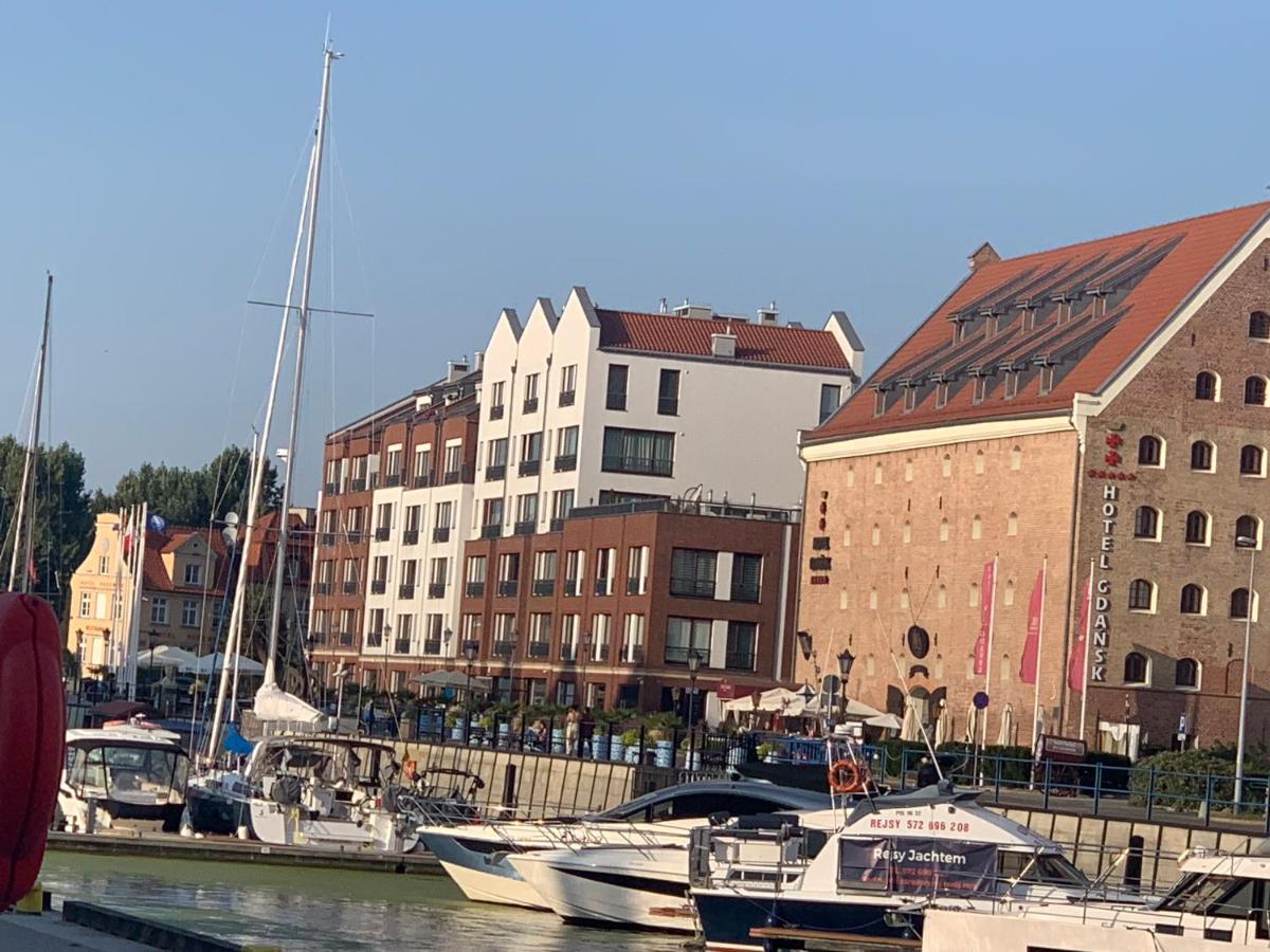 Apartamenty Centrum Nad Motlawa Z Widokiem Na Patio Z Balkonem Gdansk Exterior photo